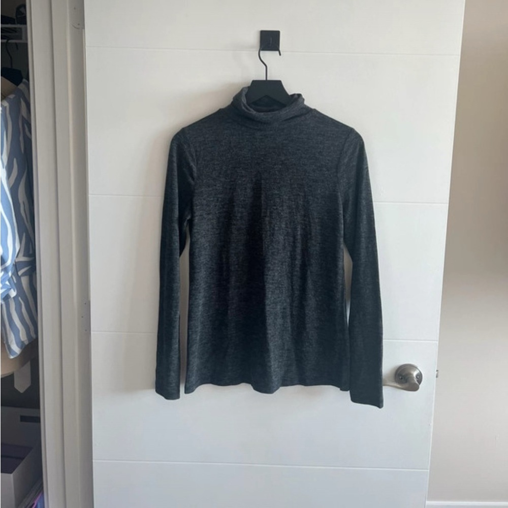 Loft Gray Turtleneck Sweater